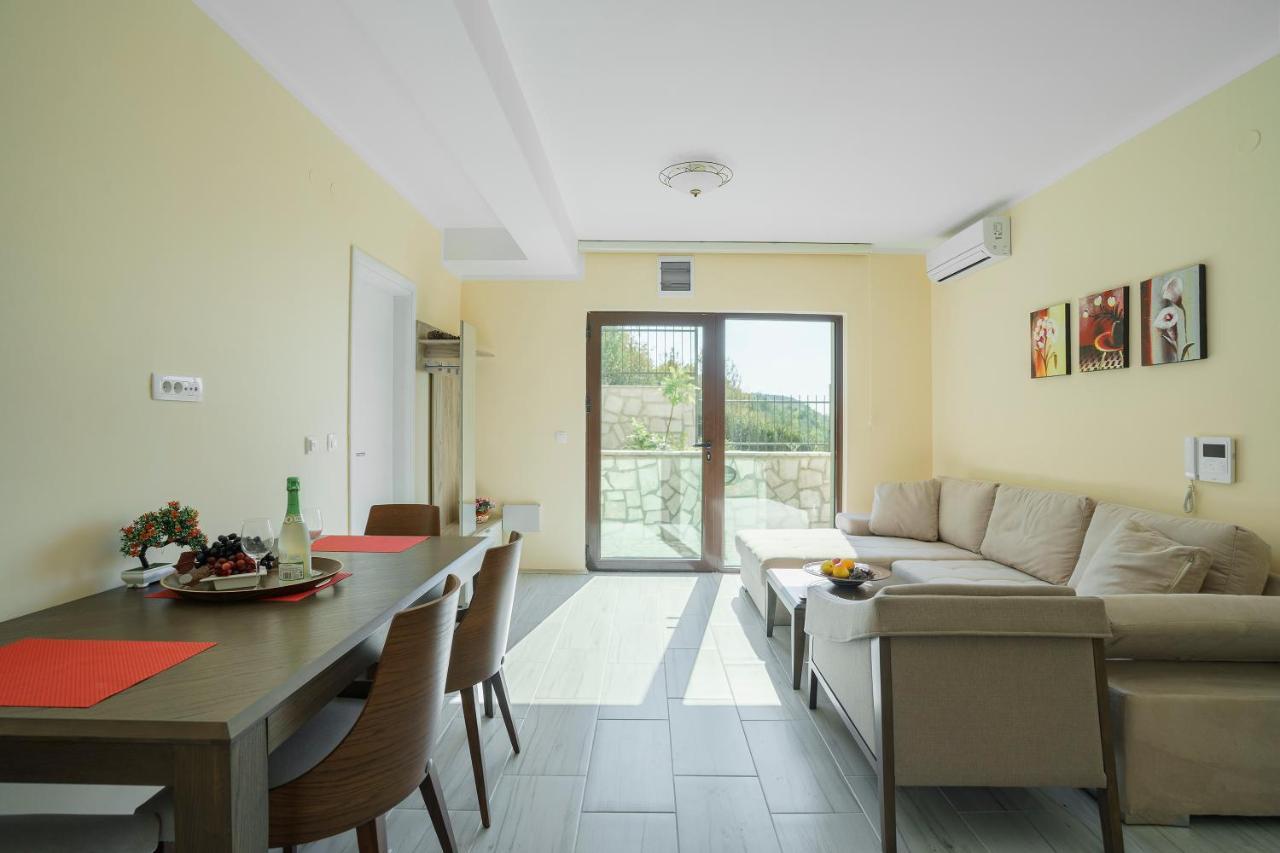 Adria Lux Apartments Sveti Stefan Budva Exterior photo