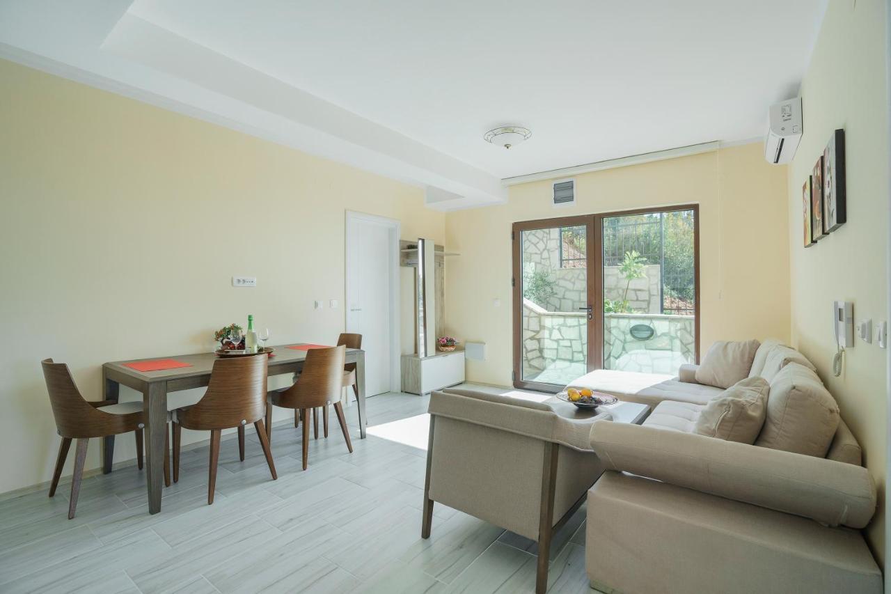 Adria Lux Apartments Sveti Stefan Budva Exterior photo